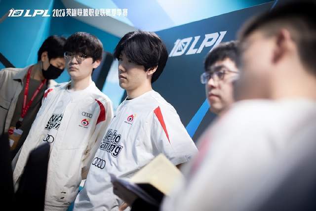 在关键时刻 在关键时刻