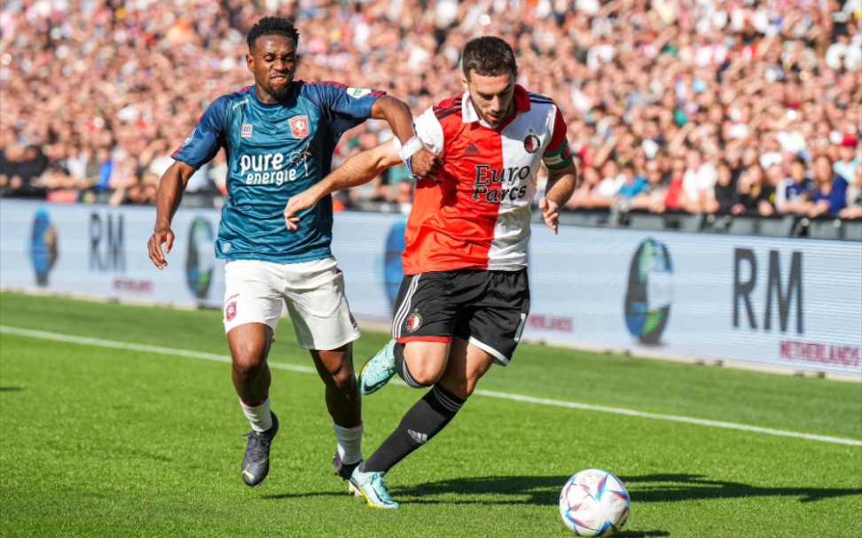 烈的背景下 烈的背景下