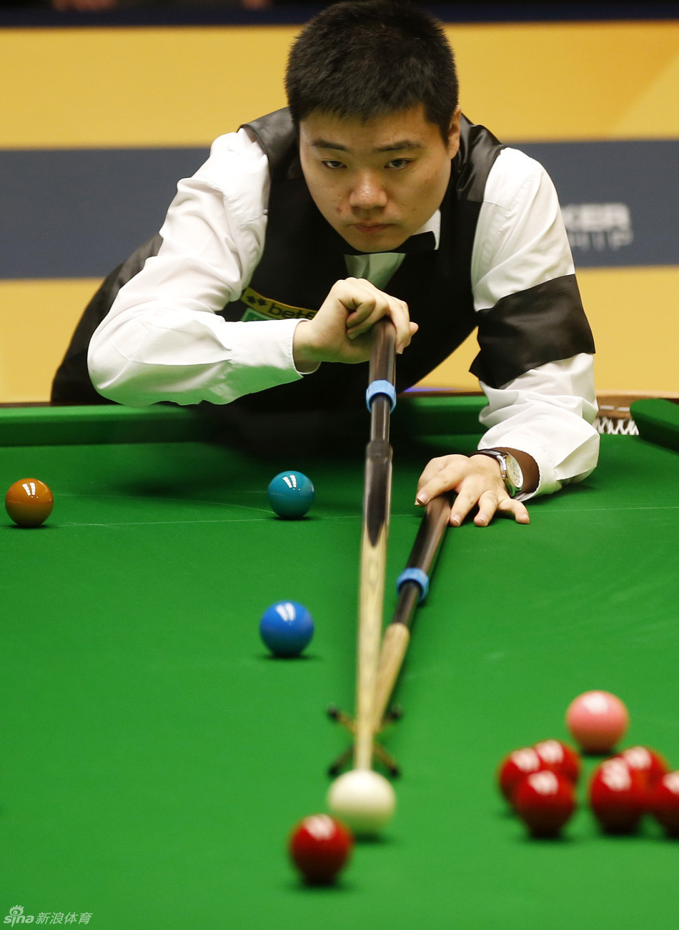 牛棚与替补 牛棚与替补