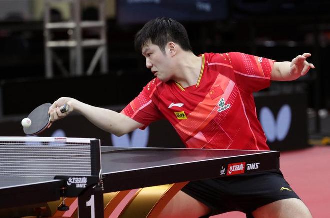 他指向的是 他指向的是